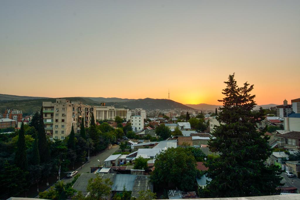 Dat Exx Apartments Tbilisi Esterno foto
