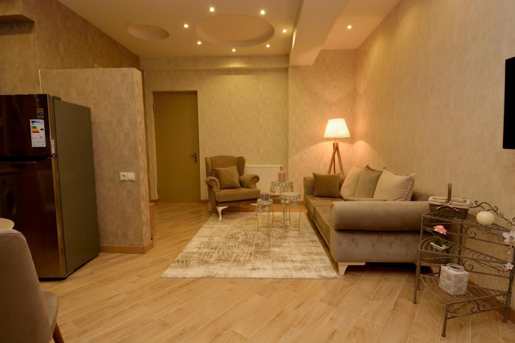Dat Exx Apartments Tbilisi Esterno foto