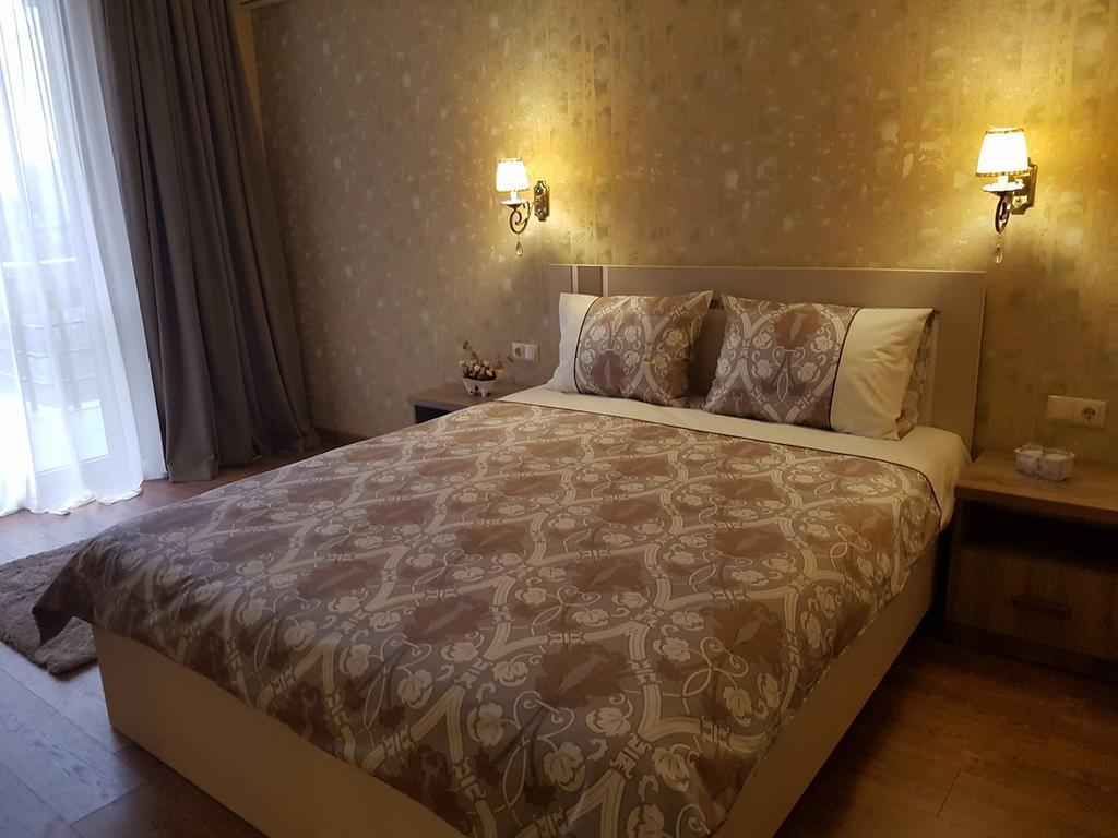 Dat Exx Apartments Tbilisi Esterno foto