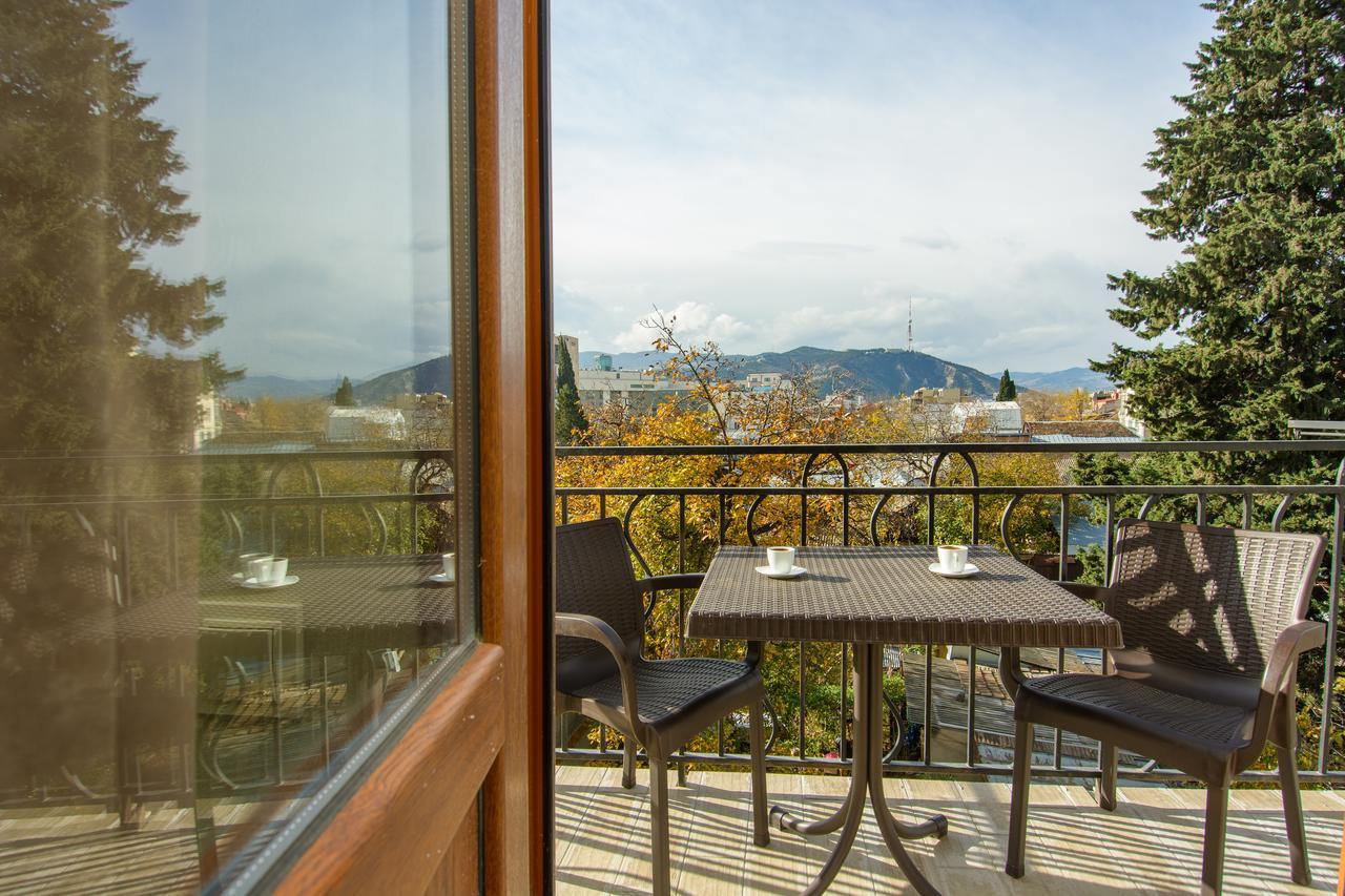 Dat Exx Apartments Tbilisi Esterno foto
