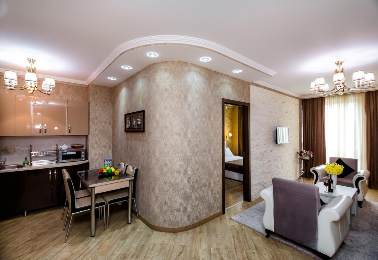 Dat Exx Apartments Tbilisi Esterno foto