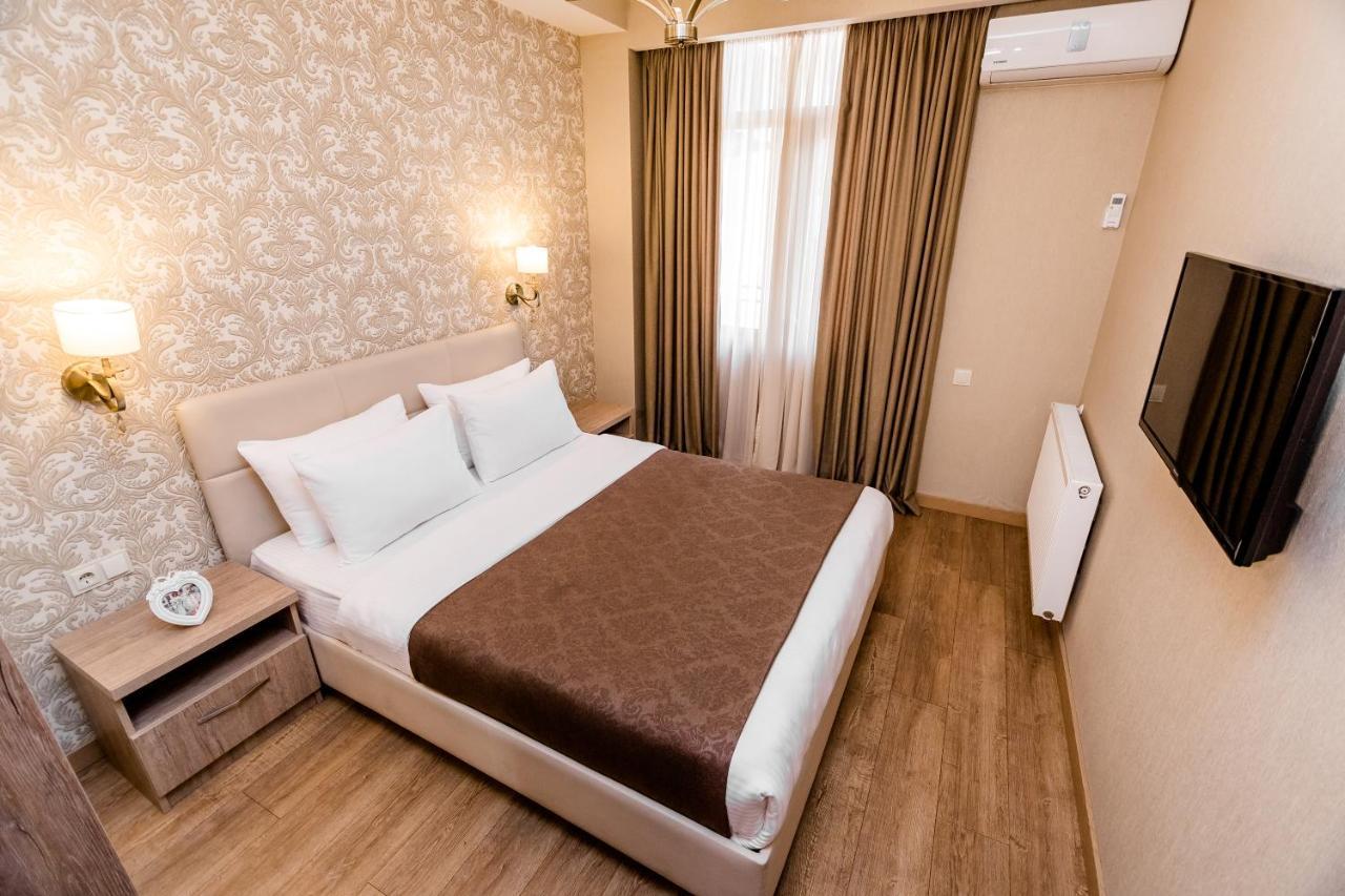 Dat Exx Apartments Tbilisi Esterno foto